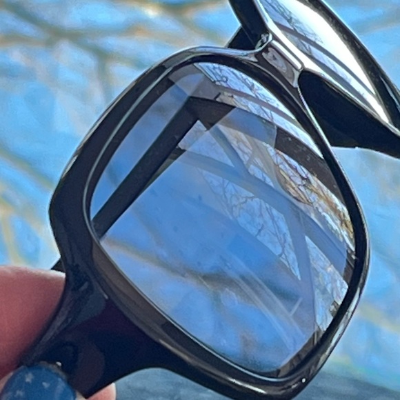 Oakley Black Sunglasses - Picture 3 of 6